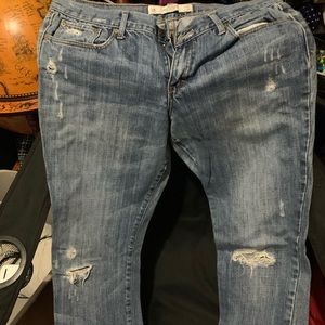 Abercrombie distressed Jean